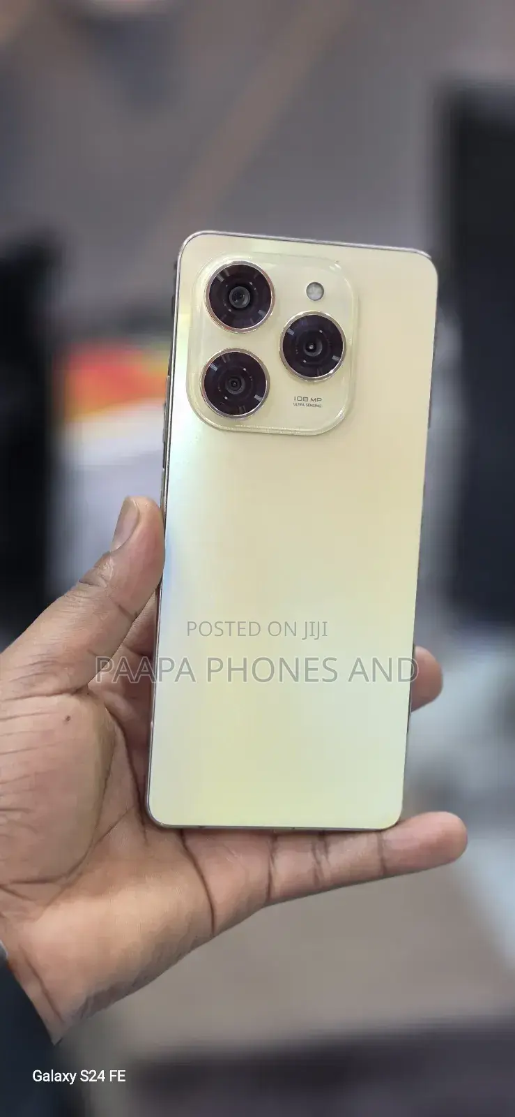 Tecno Spark 20 Pro 256 GB Gold