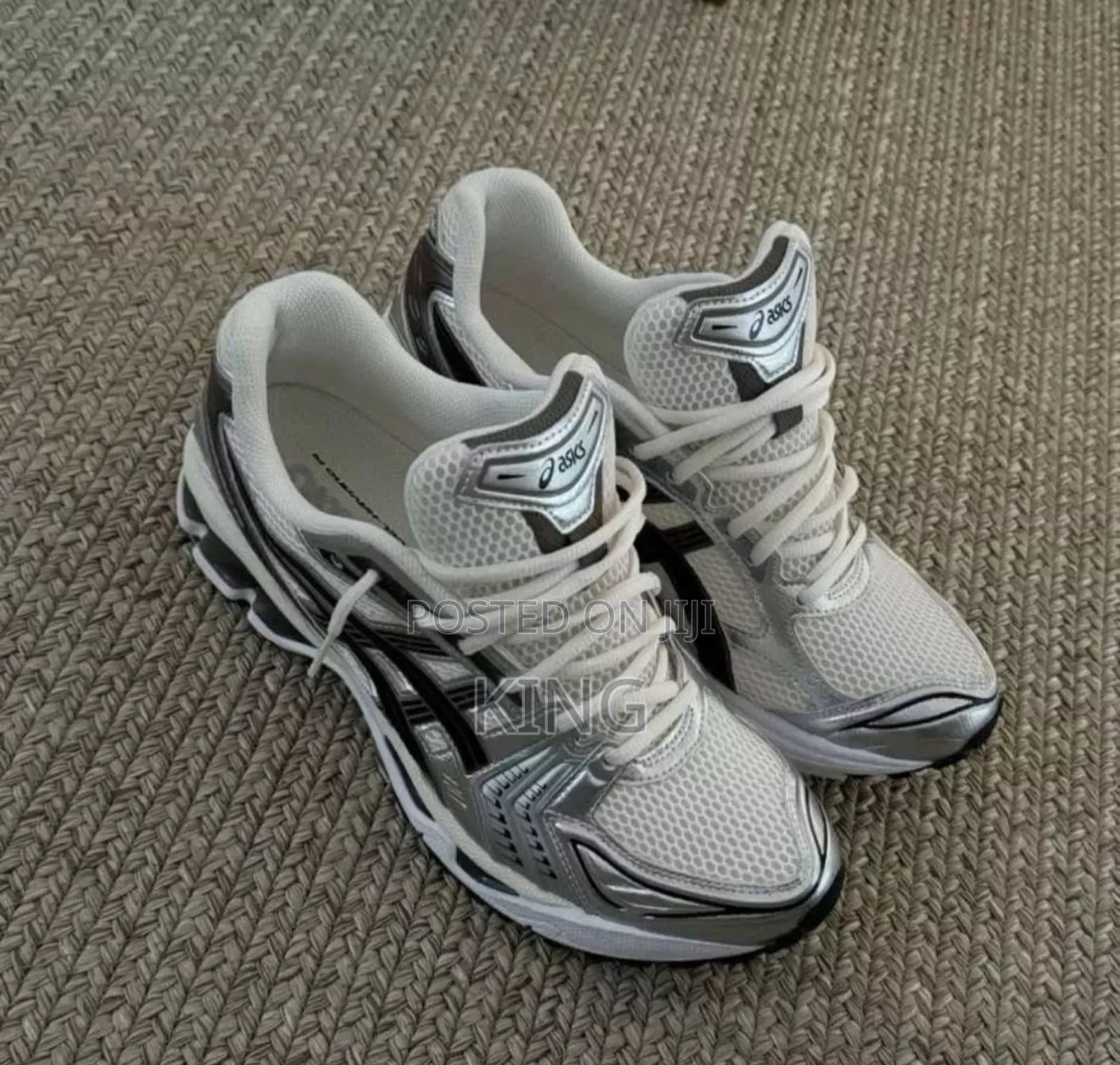 Accurate Asics Men's Gel-Kayano 14