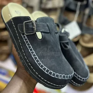Aesthetic Rode Leather Clogs