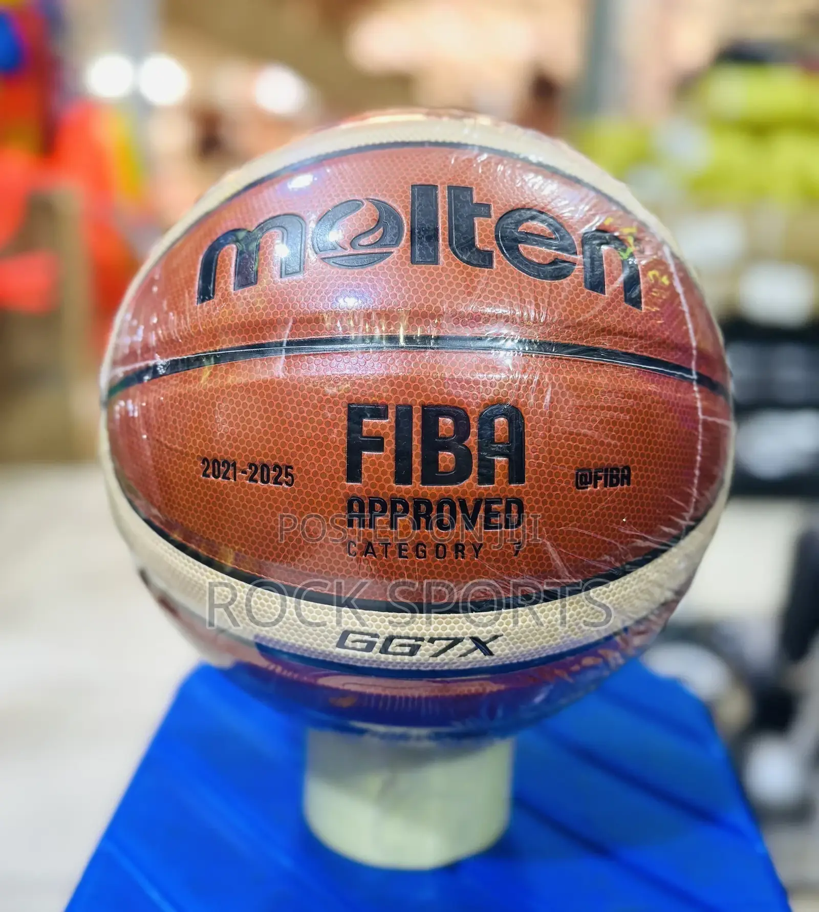 Molten Basketball (Brown Gg7x)