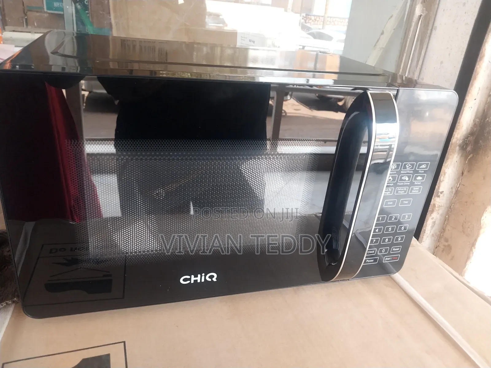 Brand New Microwave Chiq Brand