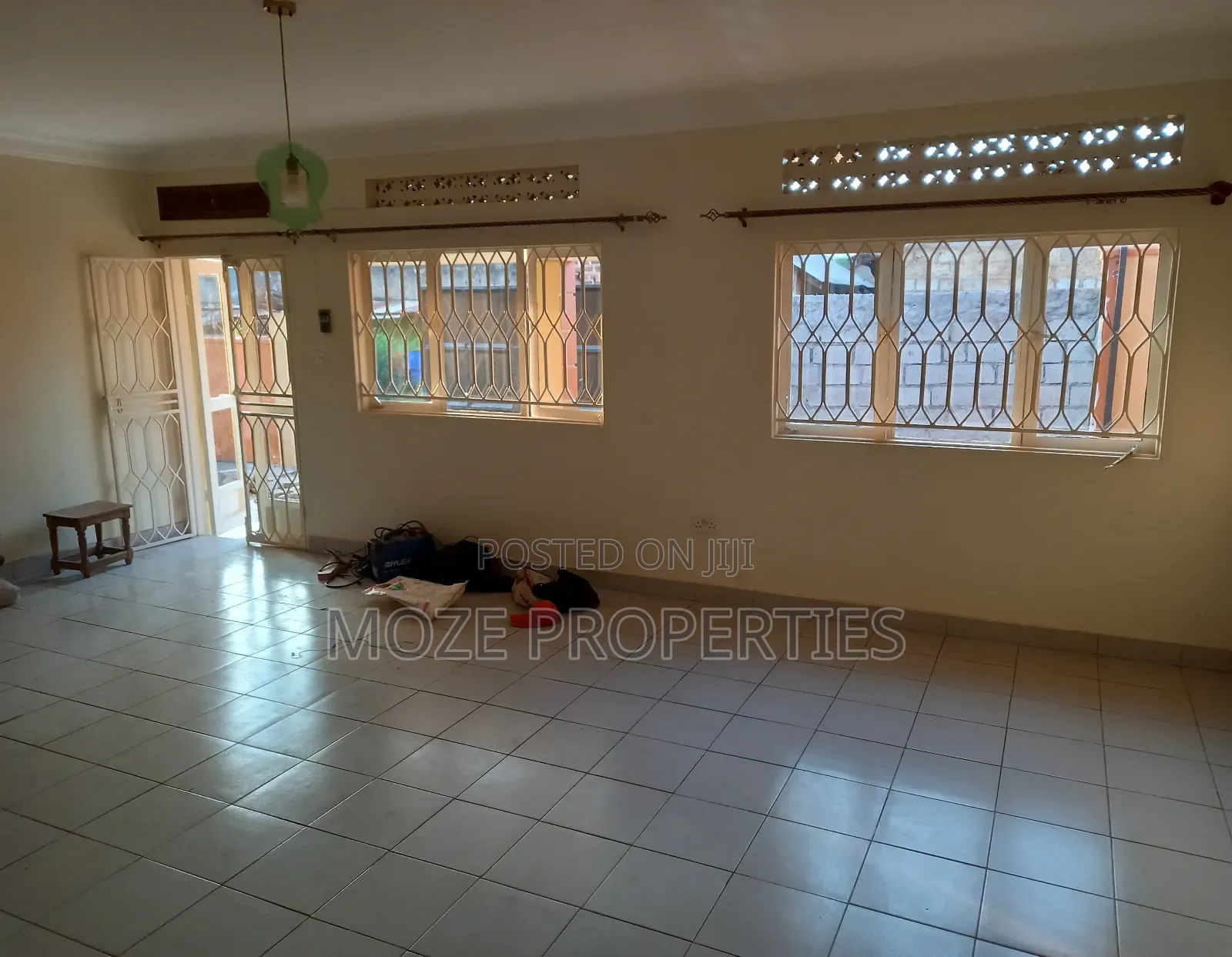 3bdrm Bungalow in Bweyogerere , Central Division for rent
