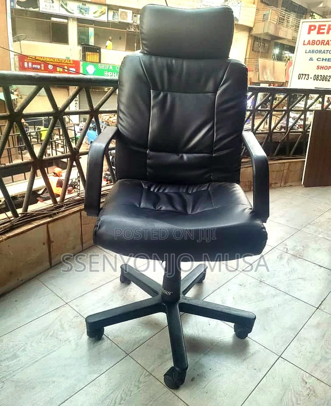 Office Chair -Executive Manager Chair With Adjustable Height