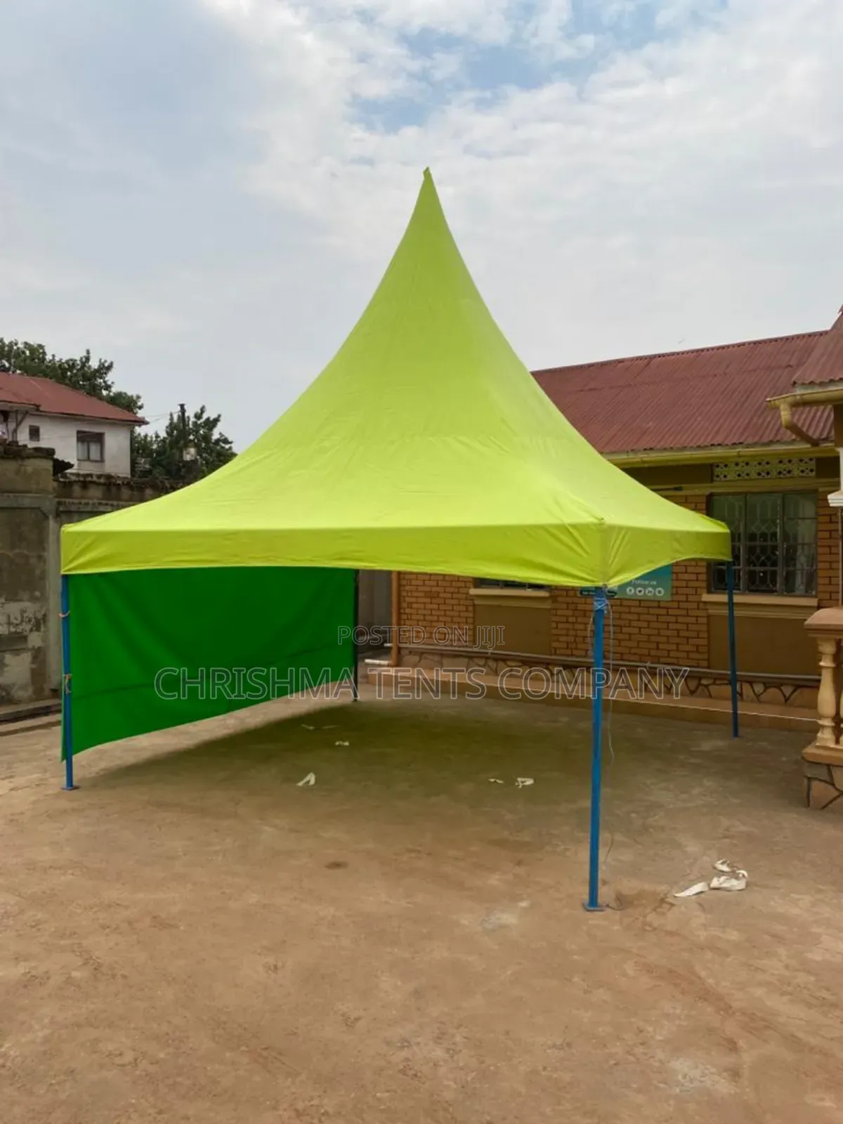 Lemon Green 50-Seater Tents, Hard PVC Material