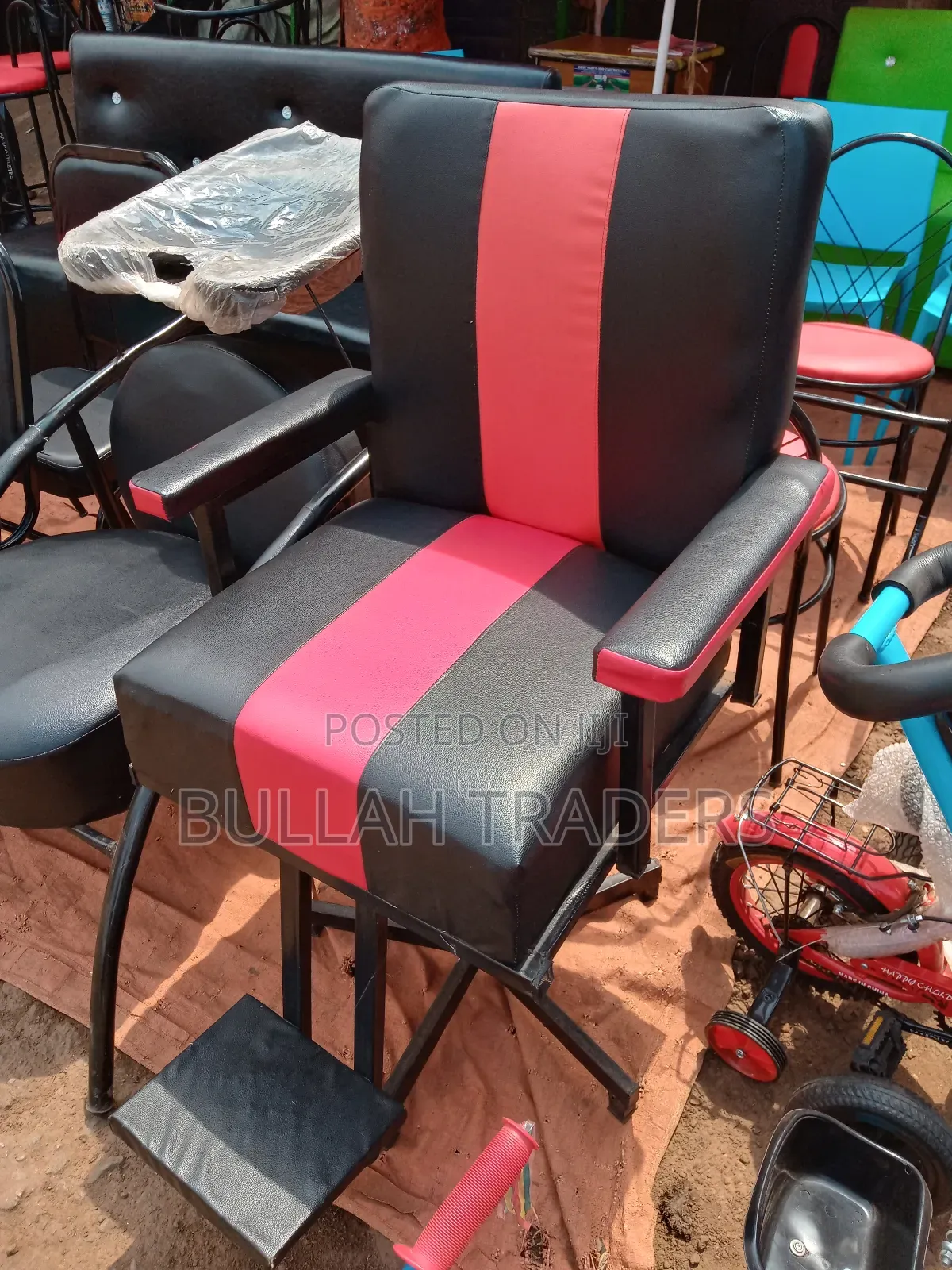 Barbers Chairs Big Size Rolling