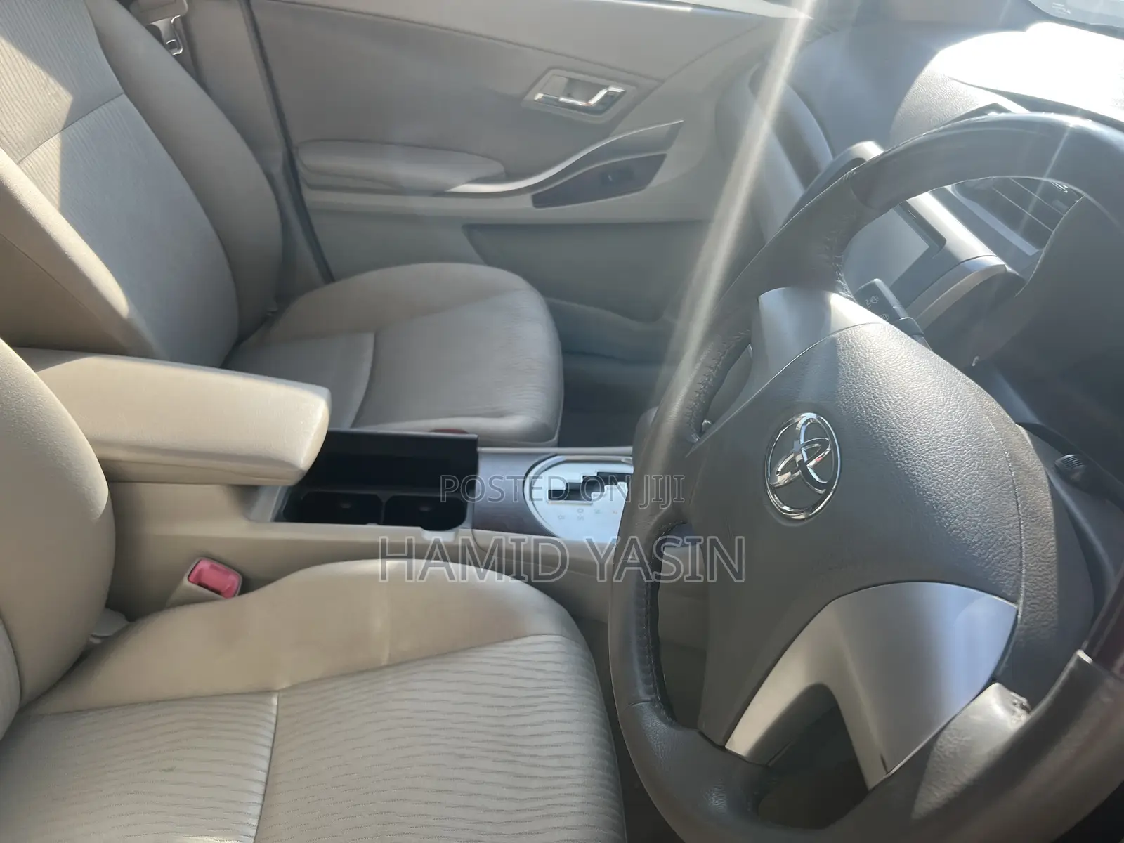 Toyota Premio 2011 White