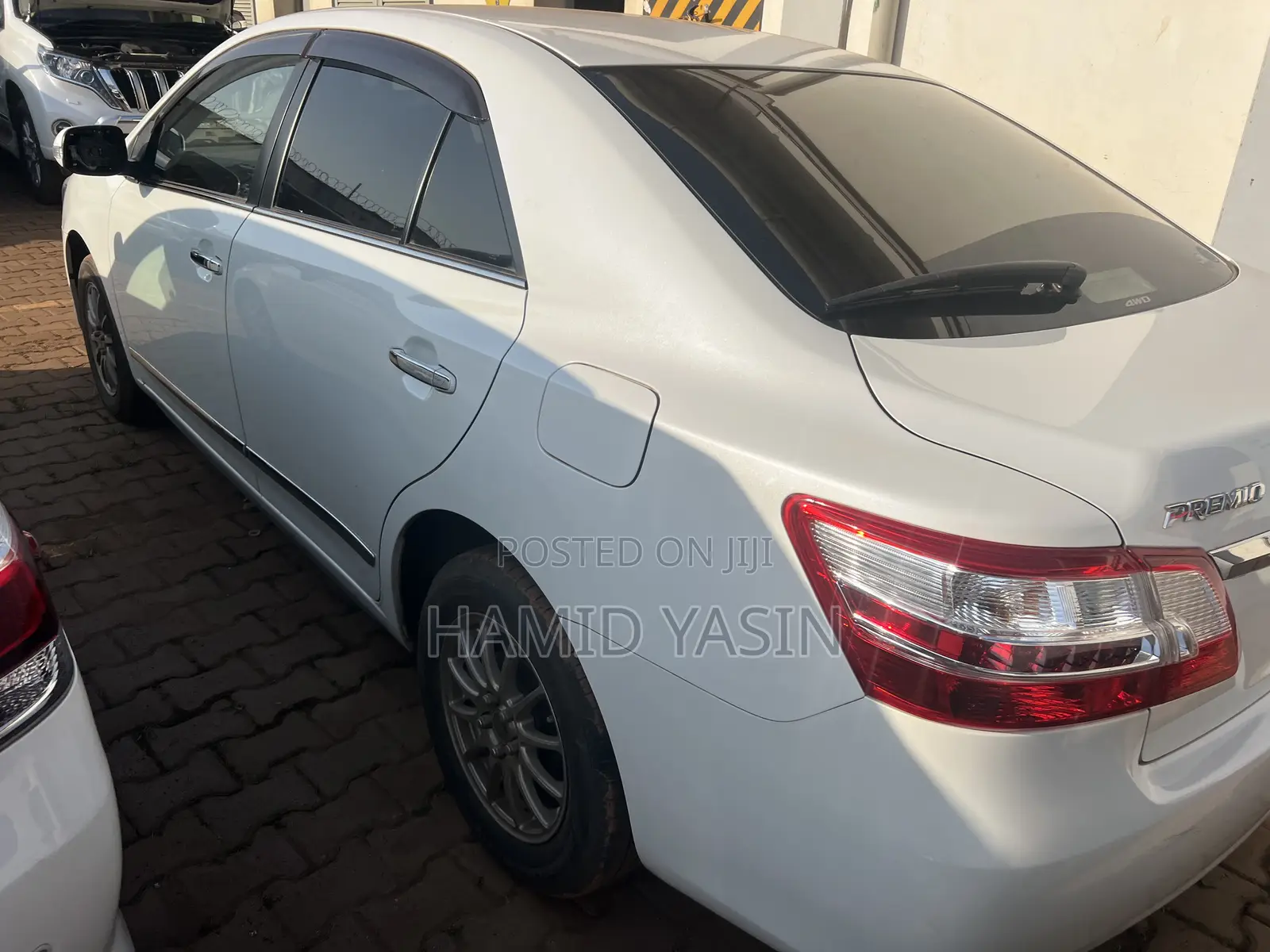 Toyota Premio 2011 White