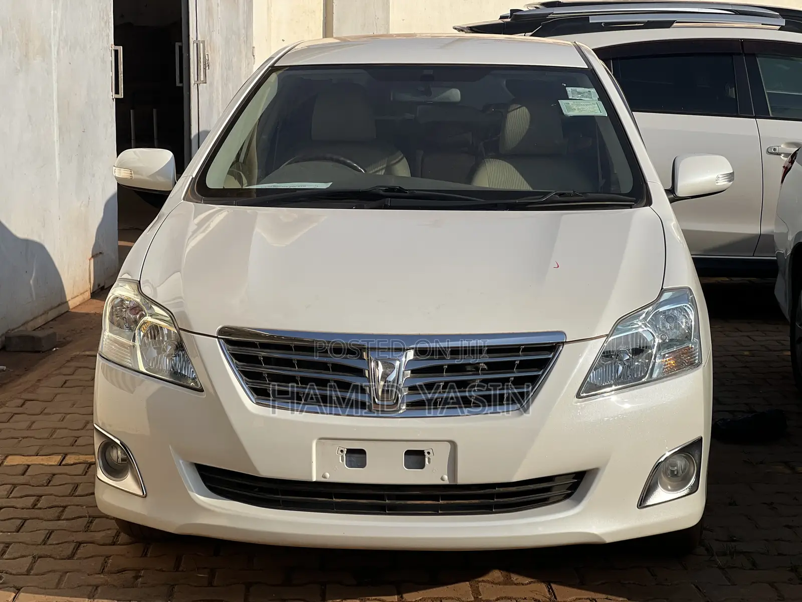 Toyota Premio 2011 White