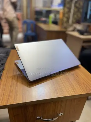 Laptop Lenovo IdeaPad 1 4GB AMD A8 SSD 256GB