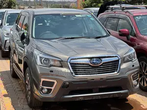 Photo - Subaru Forester 2019 Gray