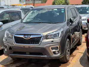 Subaru Forester 2019 Gray