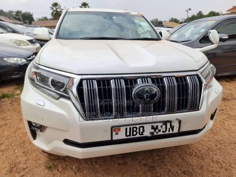 Toyota Land Cruiser Prado 2.7 2018 White