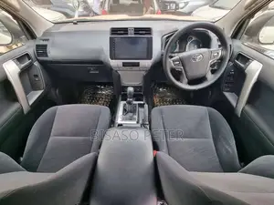 Toyota Land Cruiser Prado 2.7 2018 White