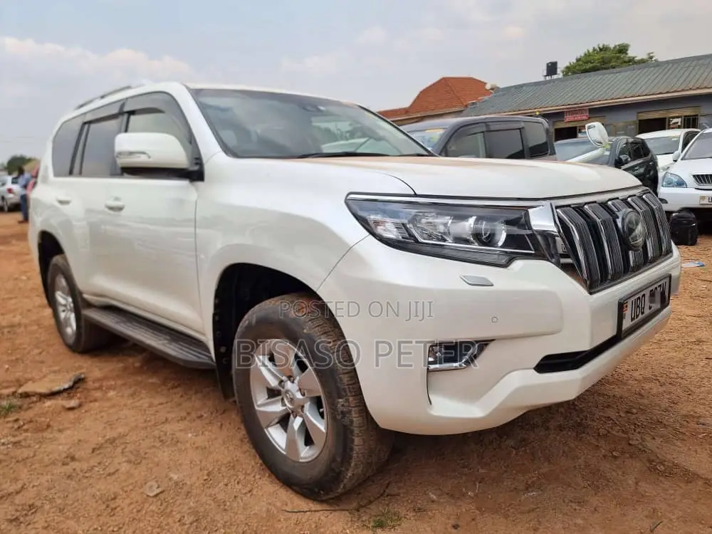 Toyota Land Cruiser Prado 2.7 2018 White
