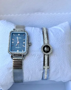 Women's Chanel Wrist Gift Box With a Bracelet