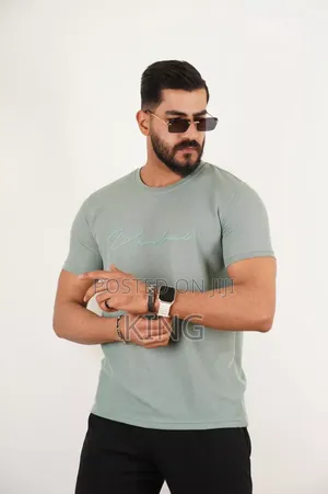 Clash Plain Vesbul T-Shirt
