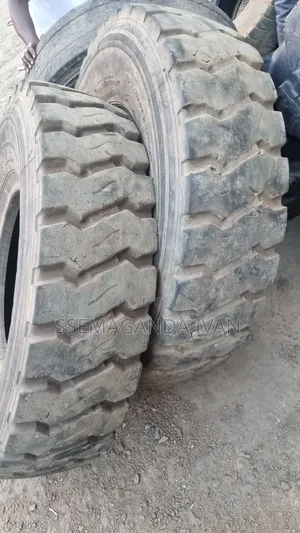 1200r20 Mudgrip Used Tyres for Trucks