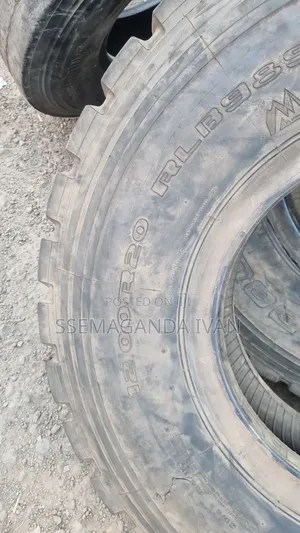 1200r20 Mudgrip Used Tyres for Trucks