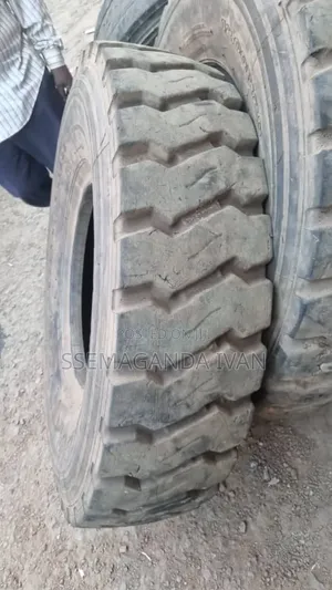 1200r20 Mudgrip Used Tyres for Trucks