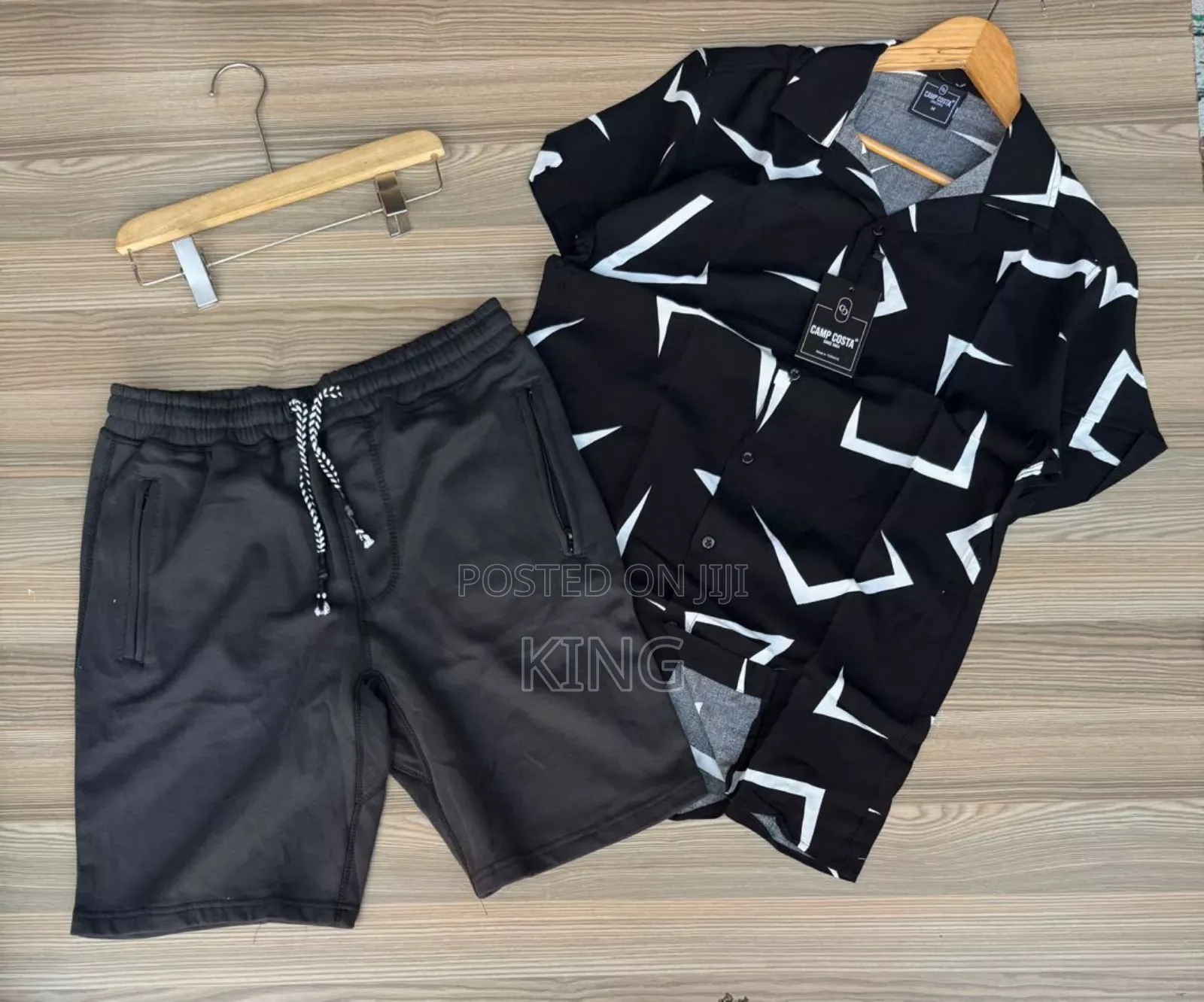 Virtual Set. Shirts, Shorts