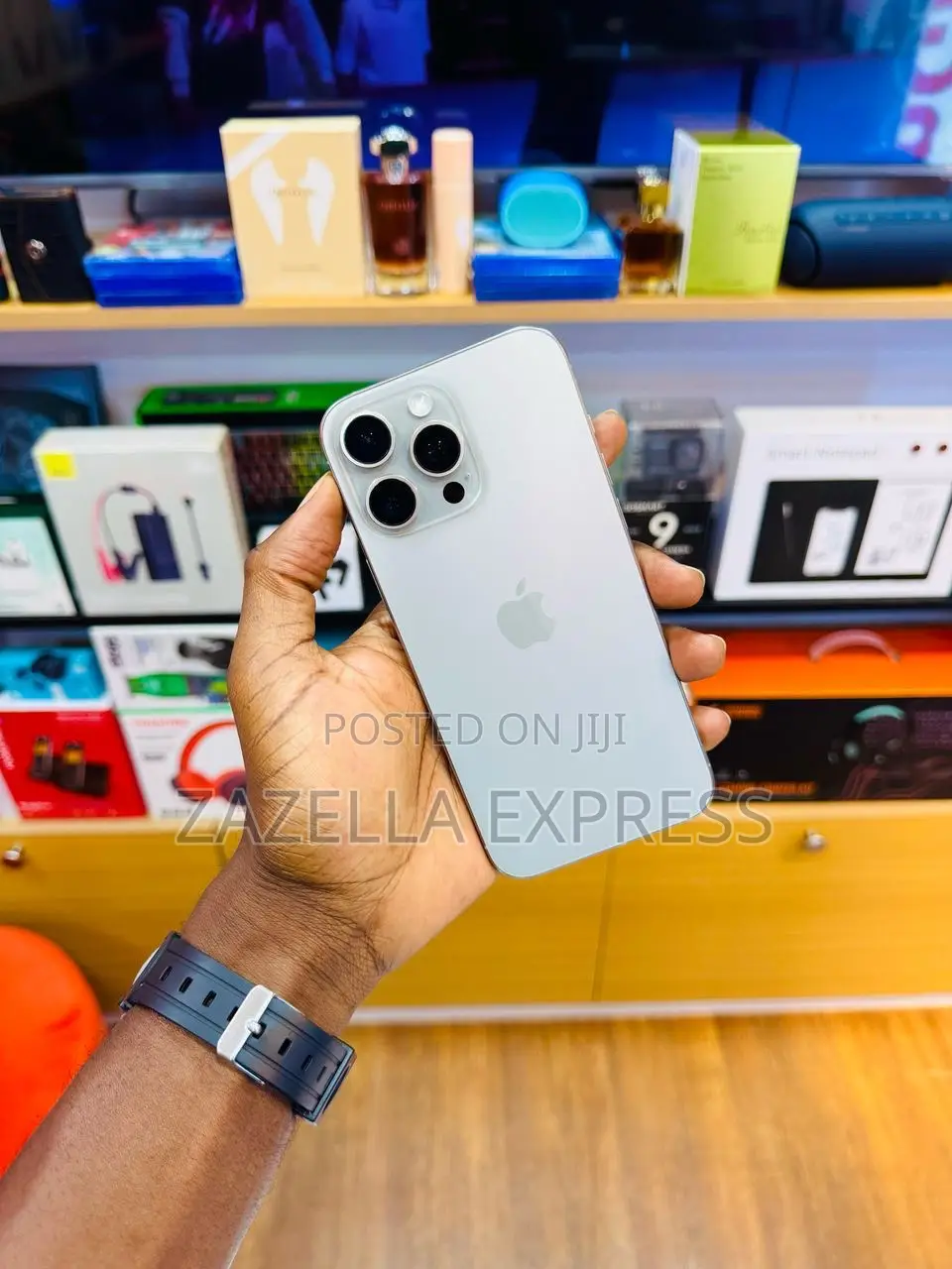 New Apple iPhone 16 Pro Max 1 TB Rose Gold