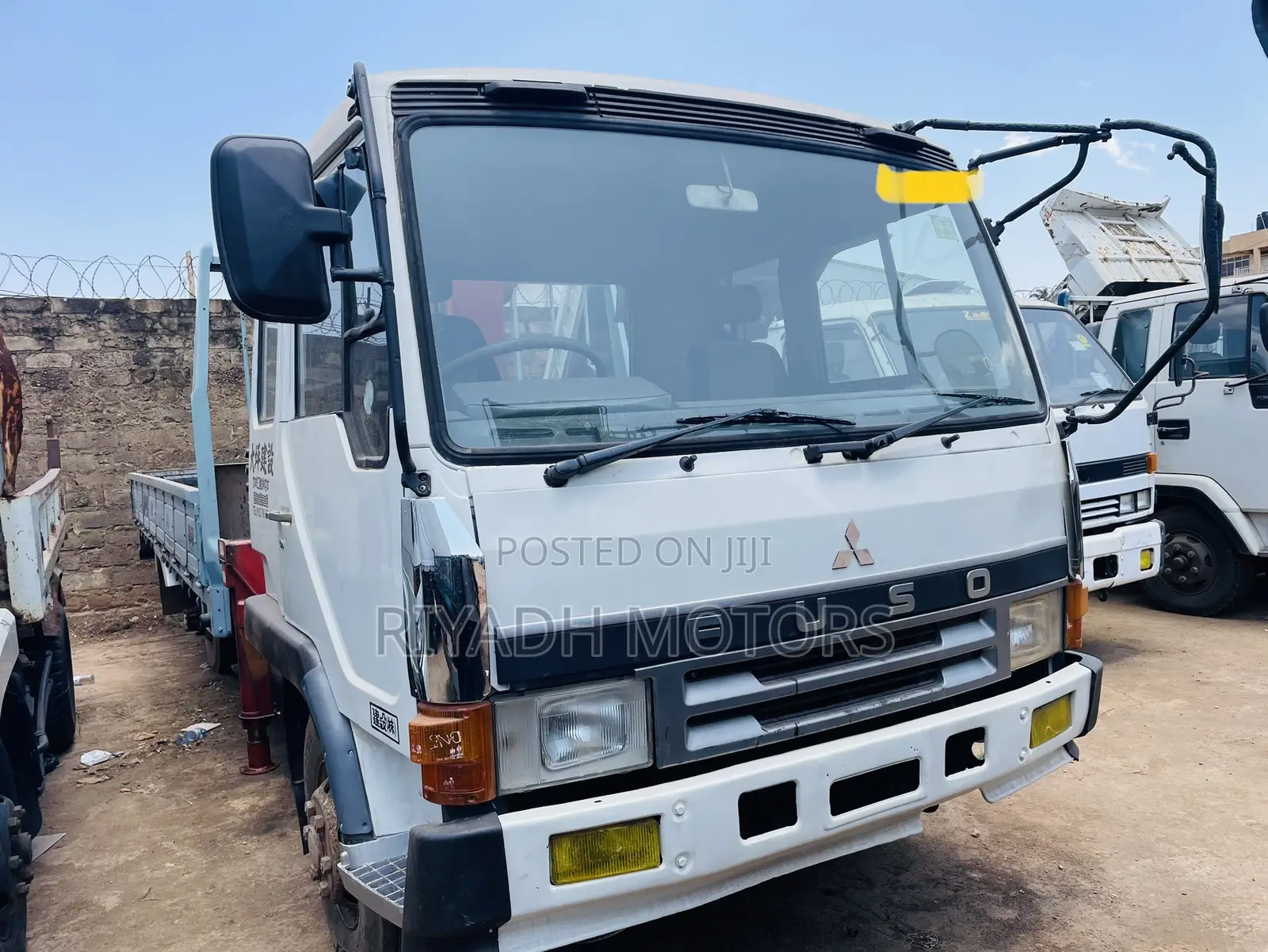 Fuso Long Chassis With Crane