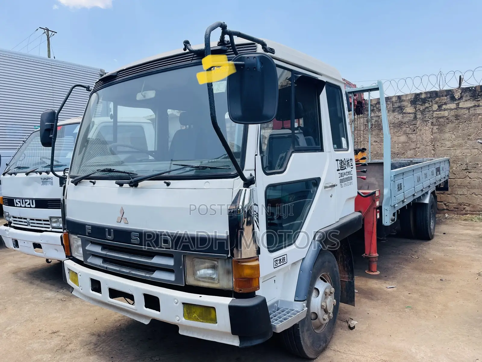 Fuso Long Chassis With Crane