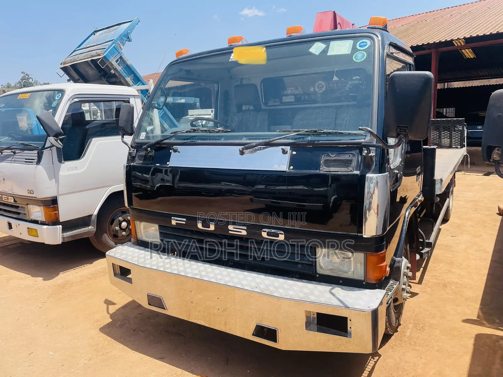 Fuso Car Carrier