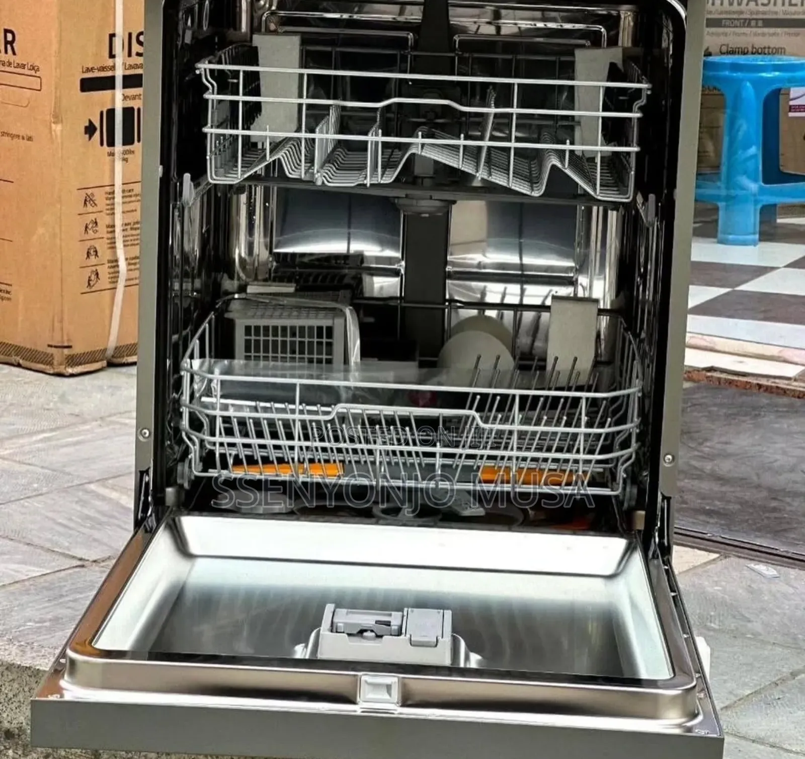 Lg Quadwash Dishwasher Dfc612fv, 14 Place Settings