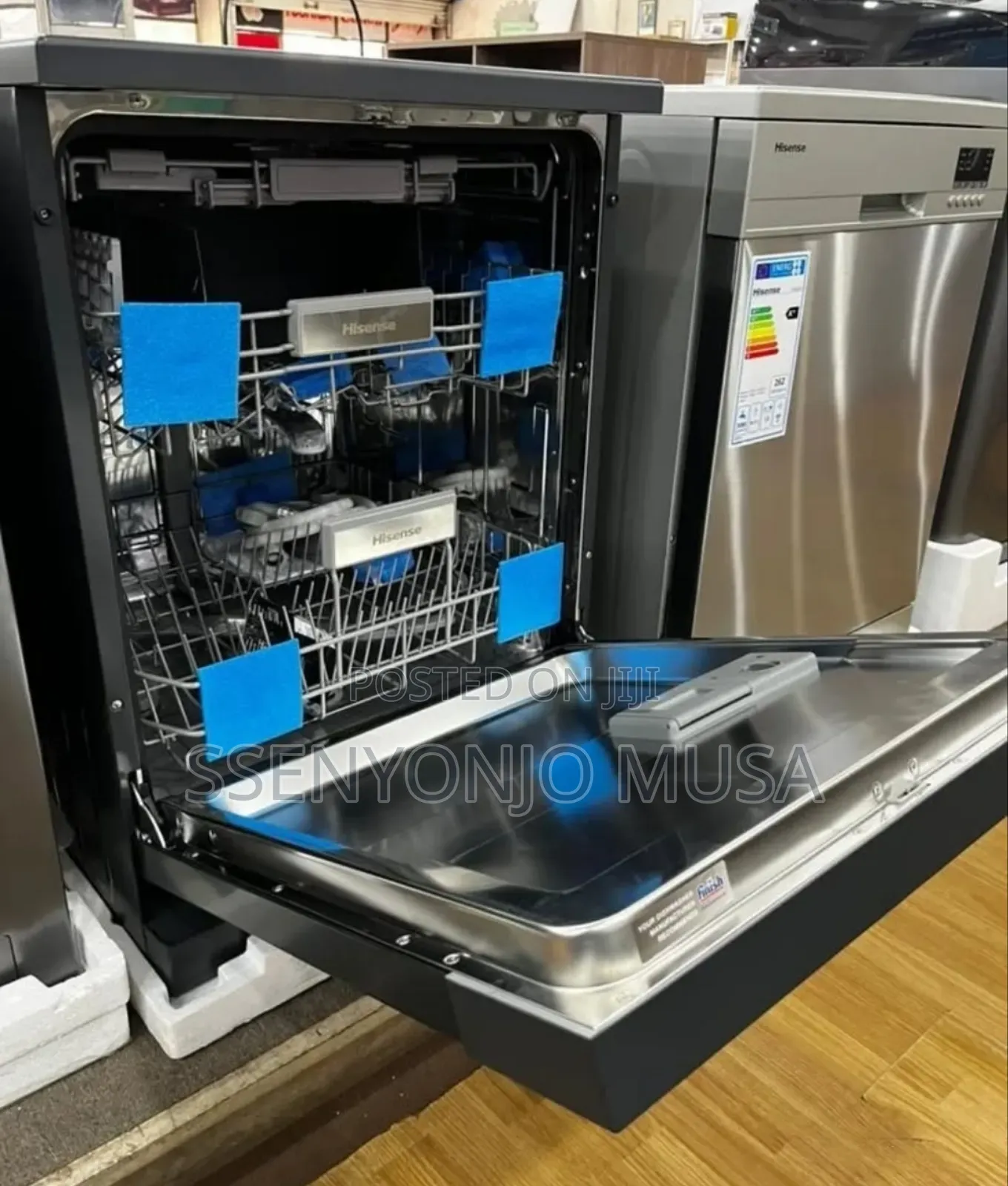 Hisense Hs622e90g 15 Plates Setting Freestanding Dishwasher