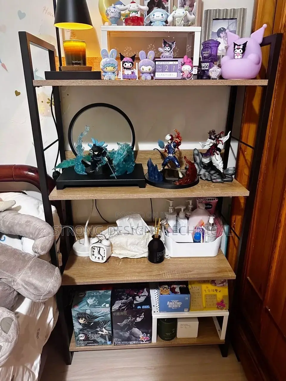 4 Tier Storage Shelf Rack for Homes / Offices