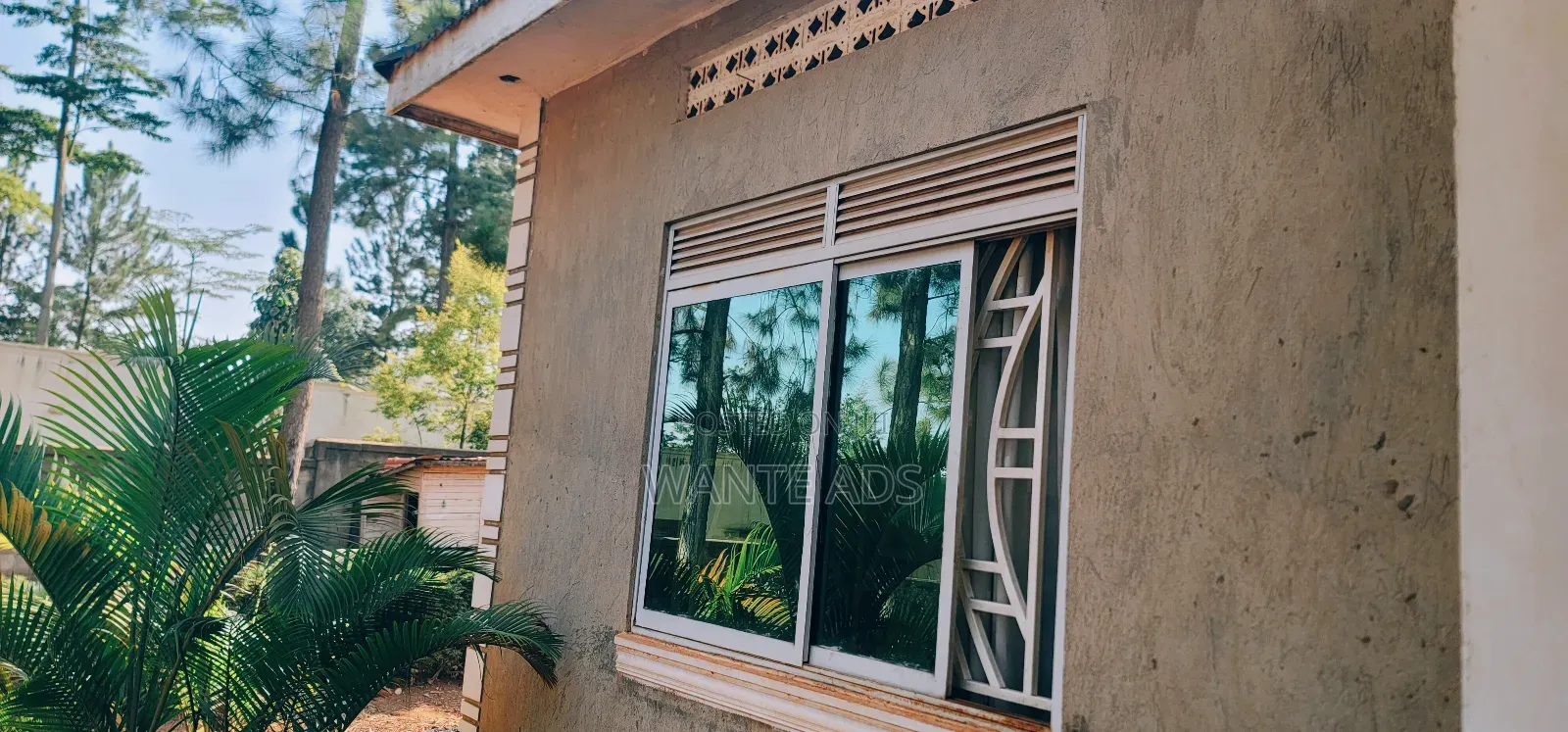 4bdrm House in Misindye, Goma for sale