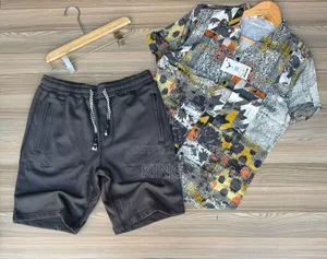 Ensemble Shirts, Shorts. Set