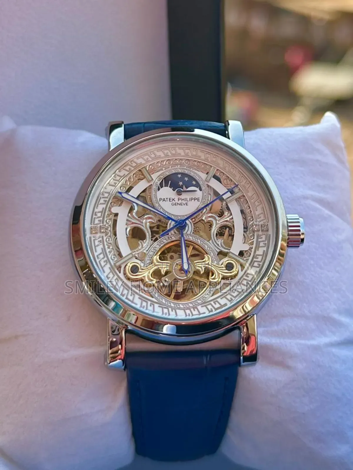 Original Patek Philippe Classy Analog Watch Leather Strapped