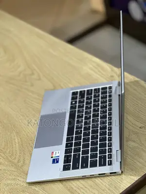 New Laptop HP EliteBook X360 1030 G8 16GB Intel Core I7 SSD 512GB