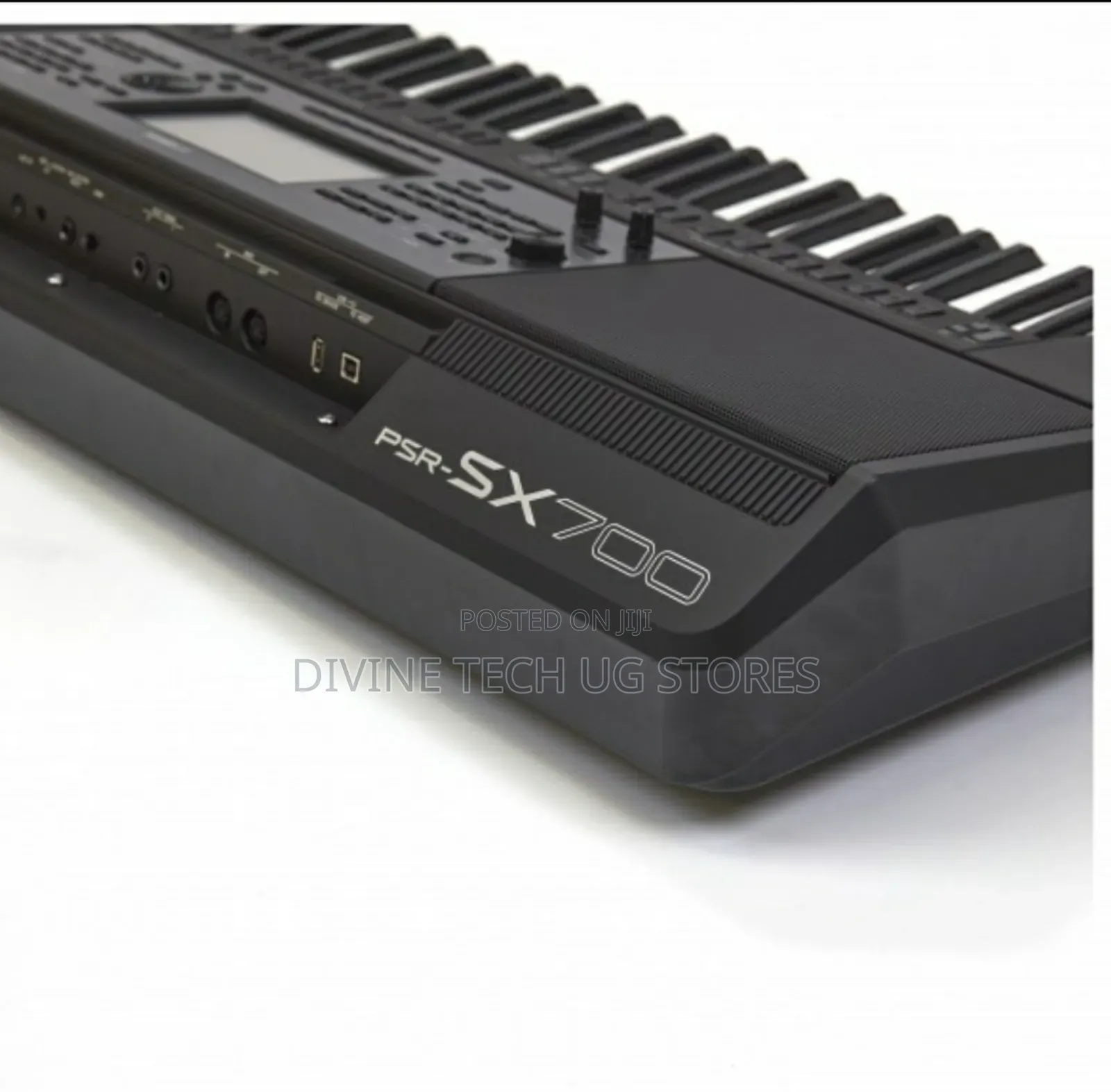 YAMAHA PSR-SX700 Arranger Digital Workstation Keyboard Piano