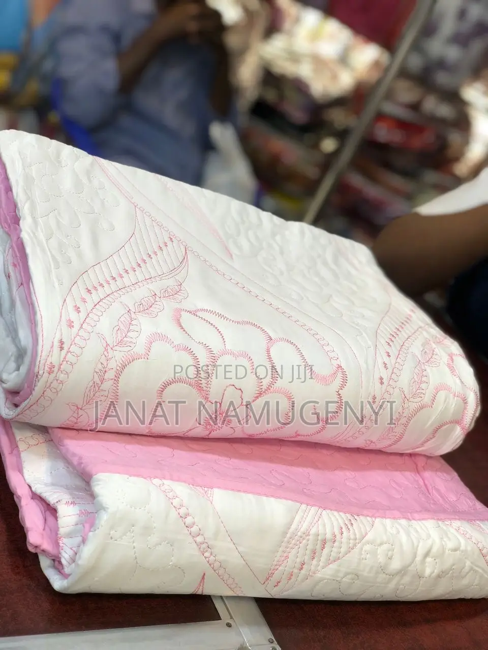 Bedspreads/ Light Duvets