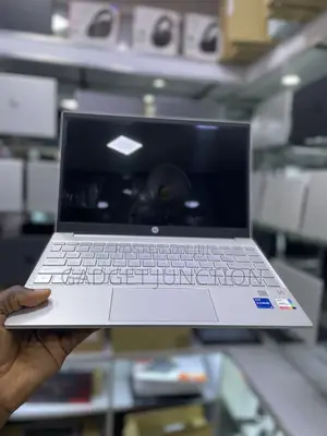 Photo - New Laptop HP Pavilion 13 16GB Intel Core I5 SSD 512GB