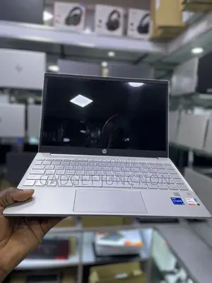 New Laptop HP Pavilion 13 16GB Intel Core I5 SSD 512GB