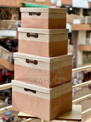 4 Pieces of Cloth Storage Boxes With Lids