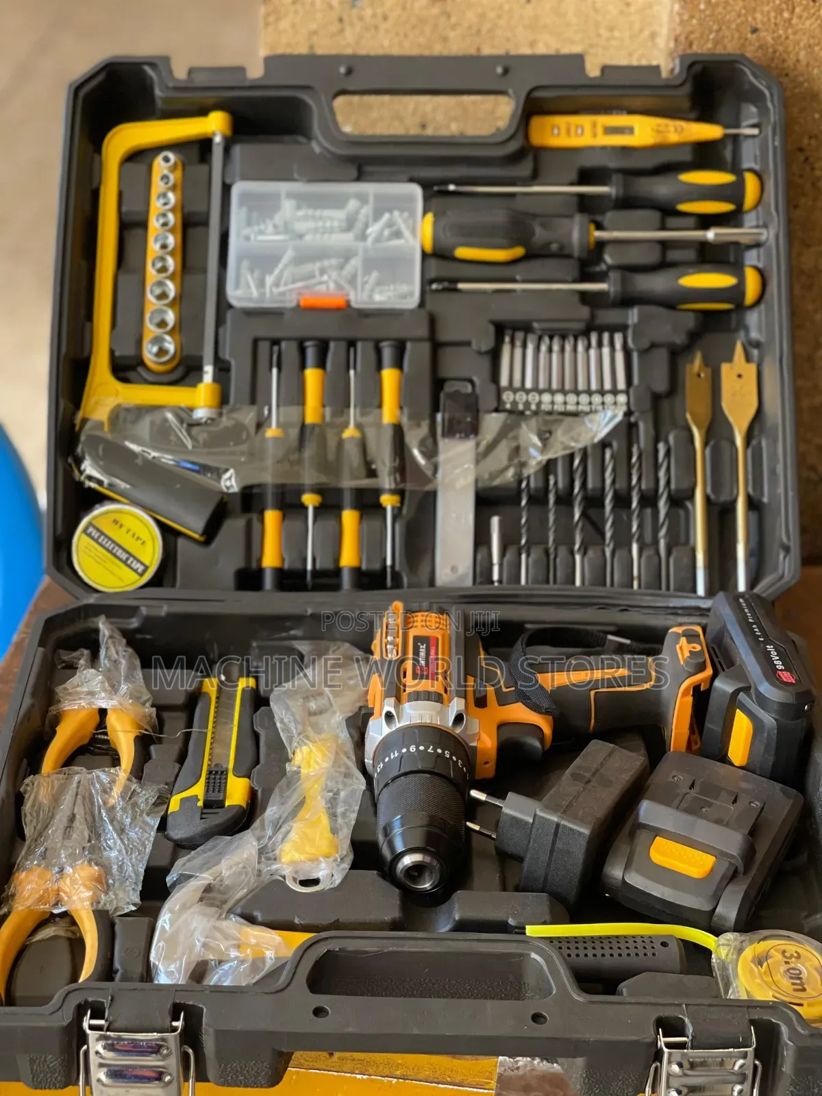 Complete Cordless Drilling Machine Set