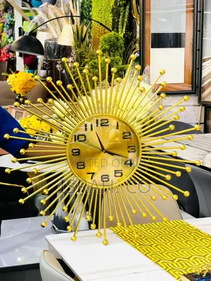 New Model Star Wall Clock Gold