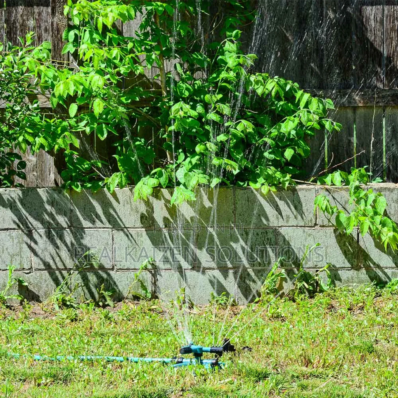 12 Nozzles 3 Arms 360° Lawn Garden Water Sprinkler