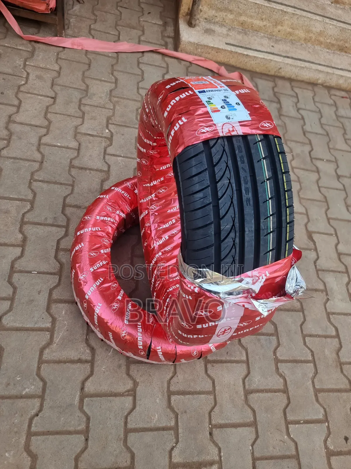 235/55r18 Tires for Harrier.