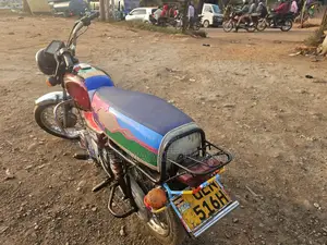 Bajaj Boxer 2018 Red