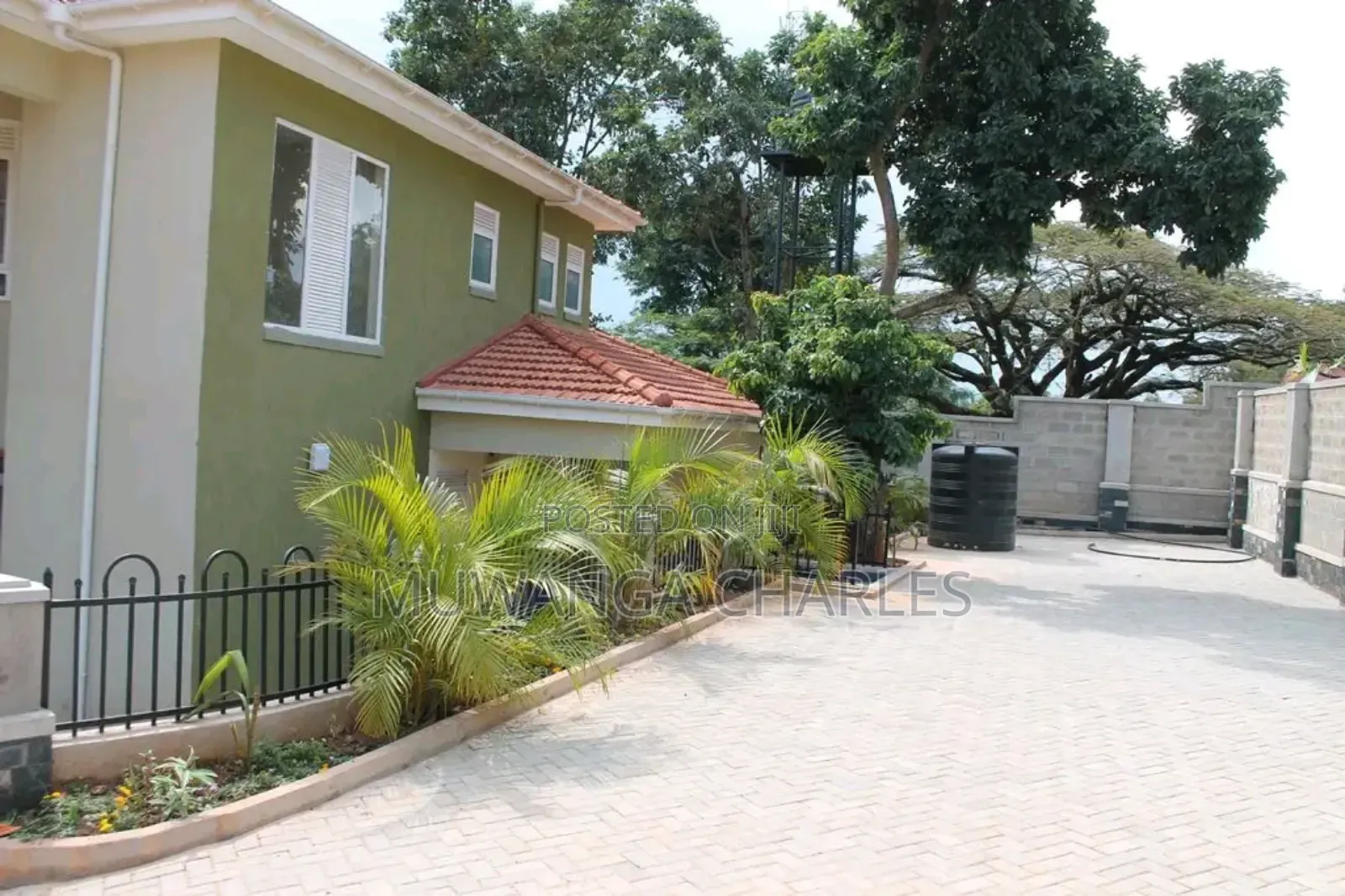 4bdrm Duplex in Fs Properties Ltd, Central Division for rent