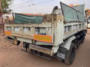 Hino Dumper 1992