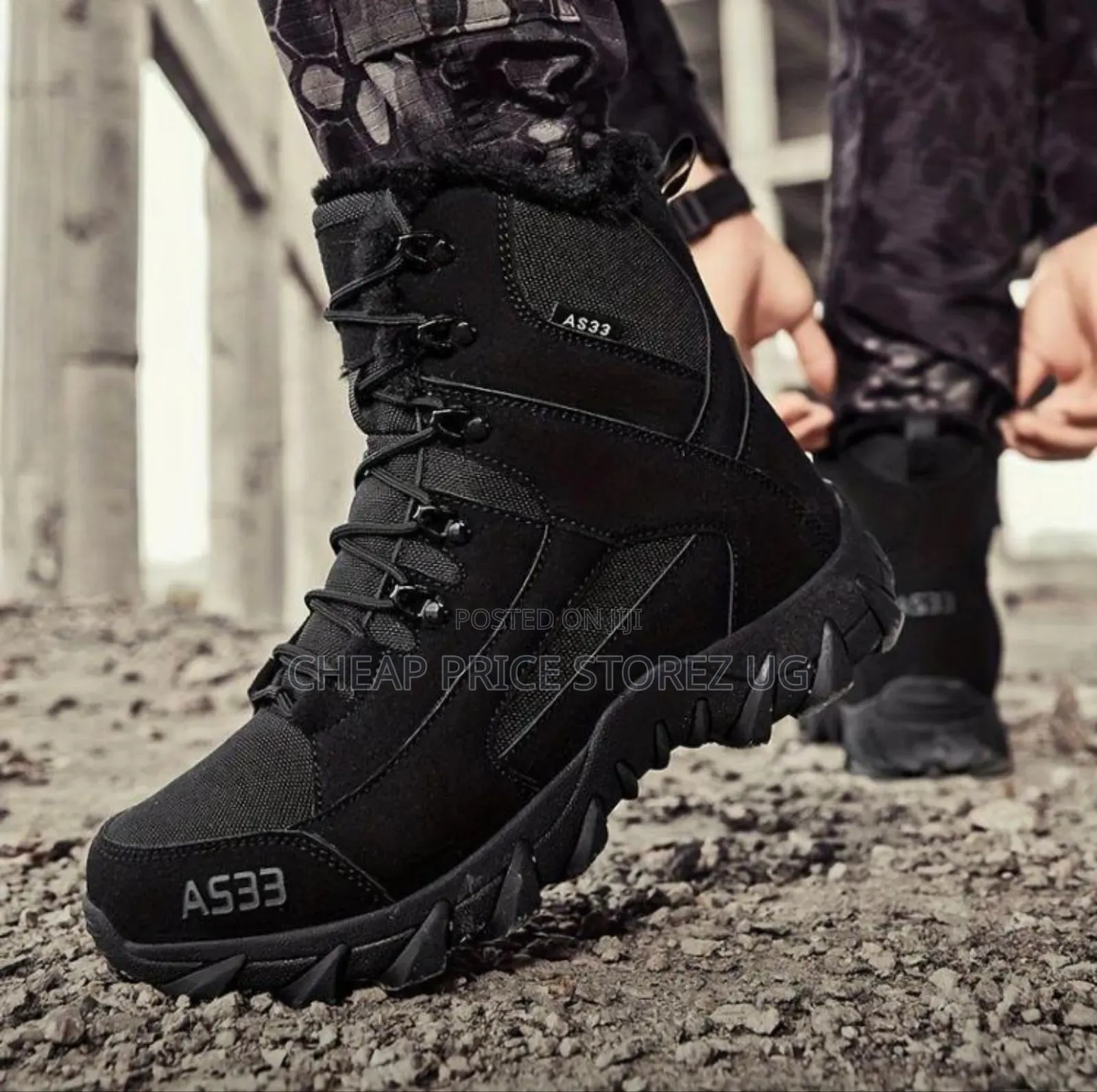 Black AS33 Man's Boots