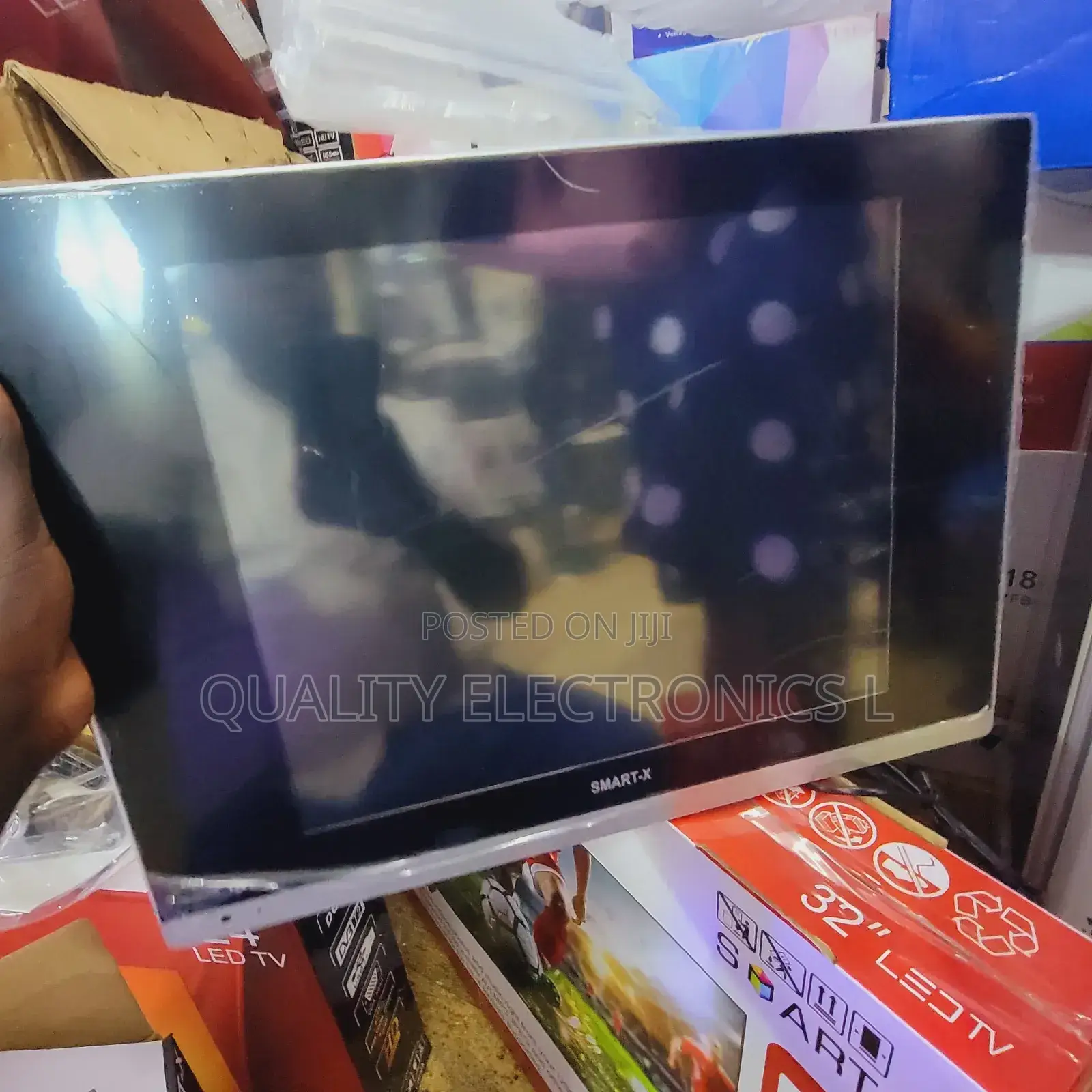 Smartx 17 Inches Digital Tv With Free to Air