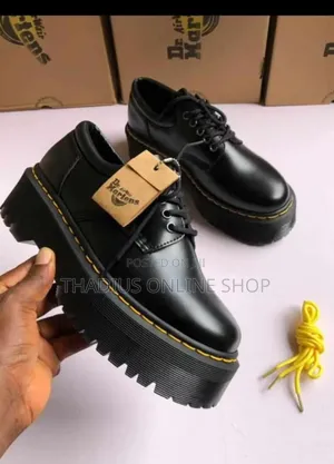 Super Original Mr Martens Docs Shoes